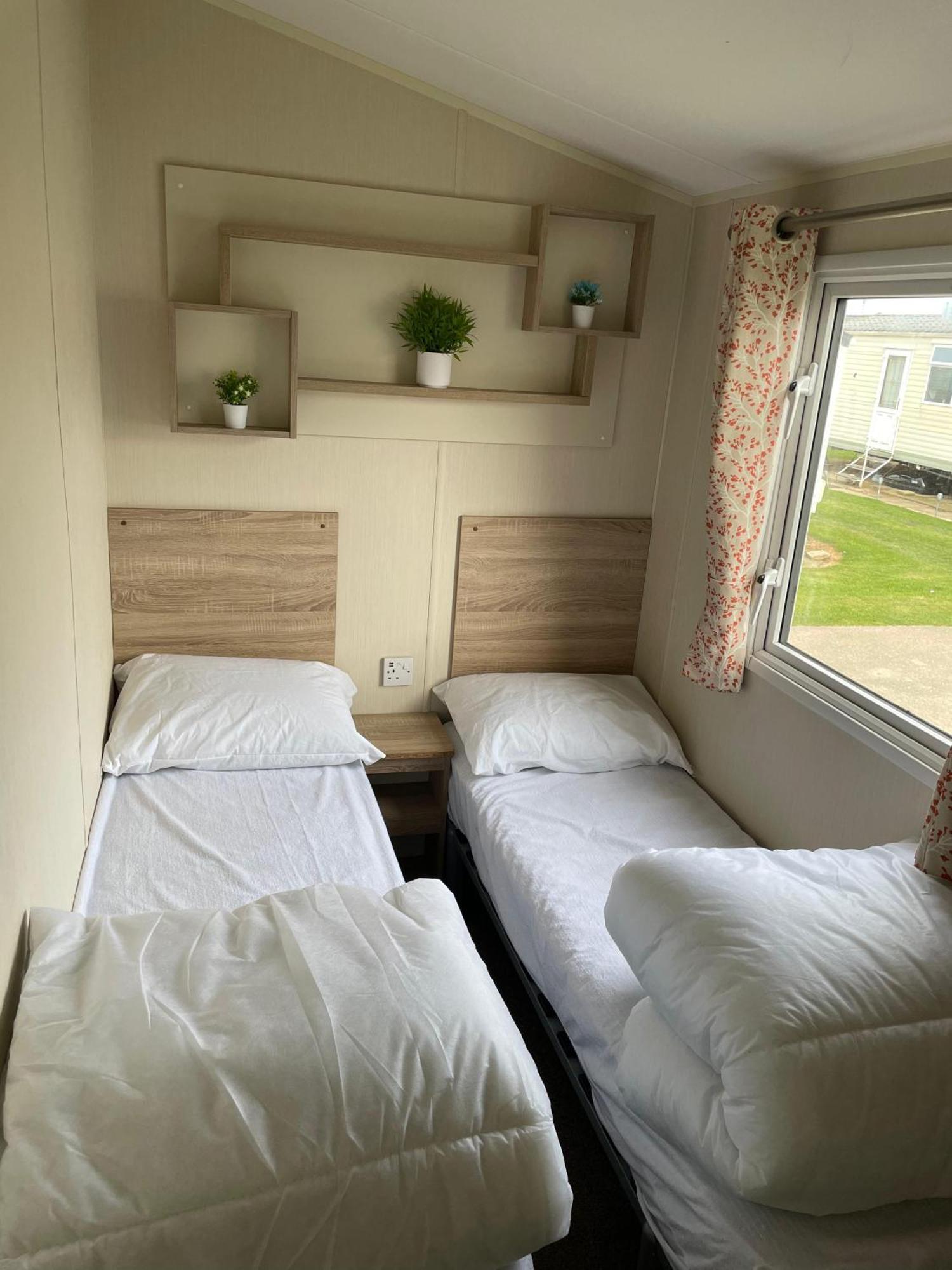 Kp Holiday Home Corton  외부 사진